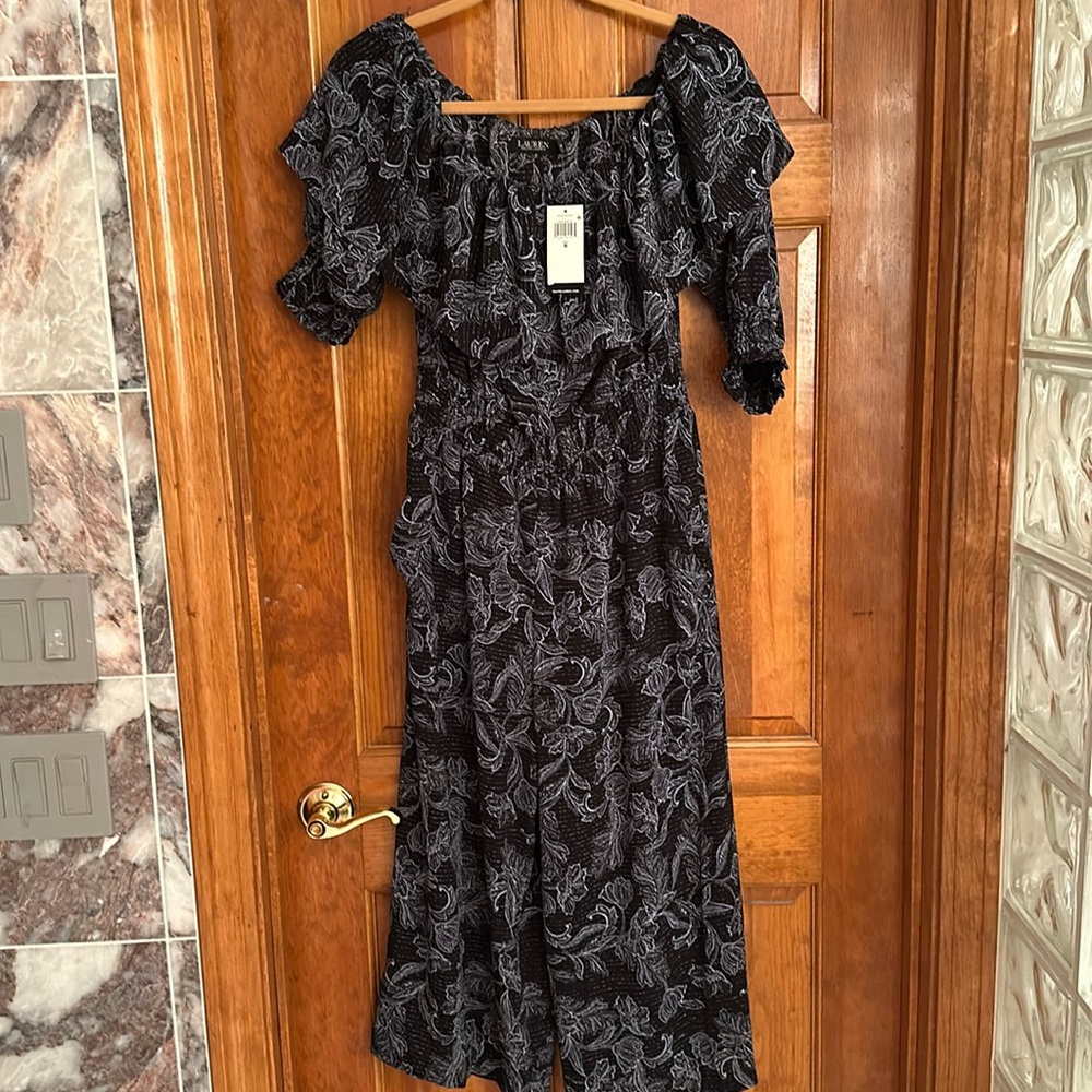 Ralph Lauren off the shoulder jumpsuit with pockets! New never worn 💙